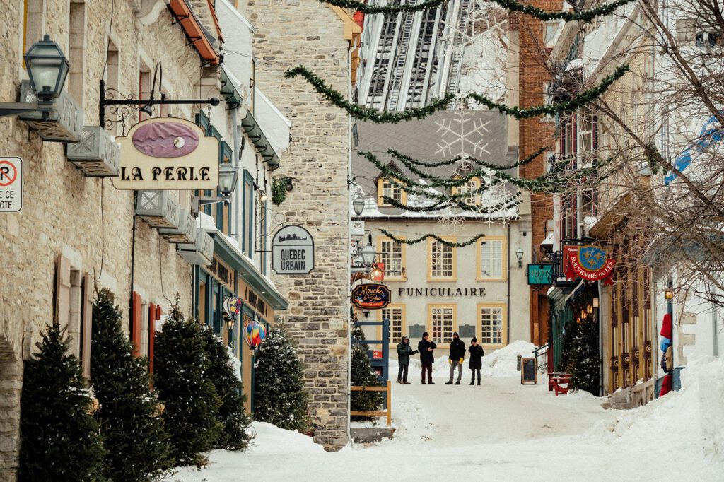 Québec City with a layer of snow
