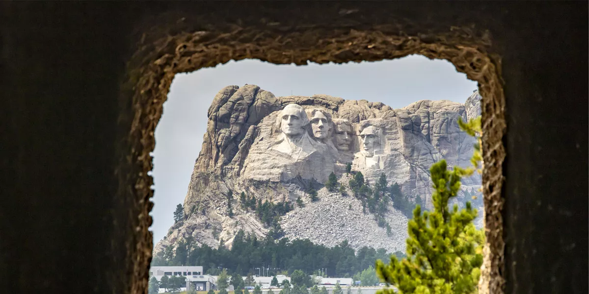 Mount Rushmore Through A Tunnel