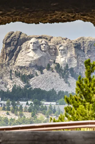 Mount Rushmore Through A Tunnel