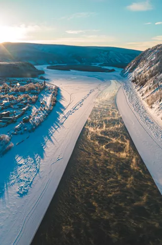 Canada Yukon Tourism Yukon Dawson City Howlandj 20240116 1 1