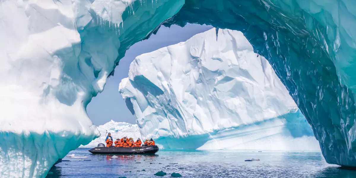 Medium RGB LEX Antarctica AP48842 2