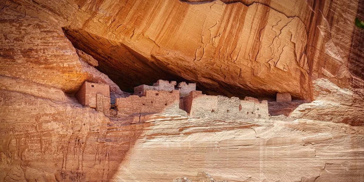 Canyon De Chelly ruins