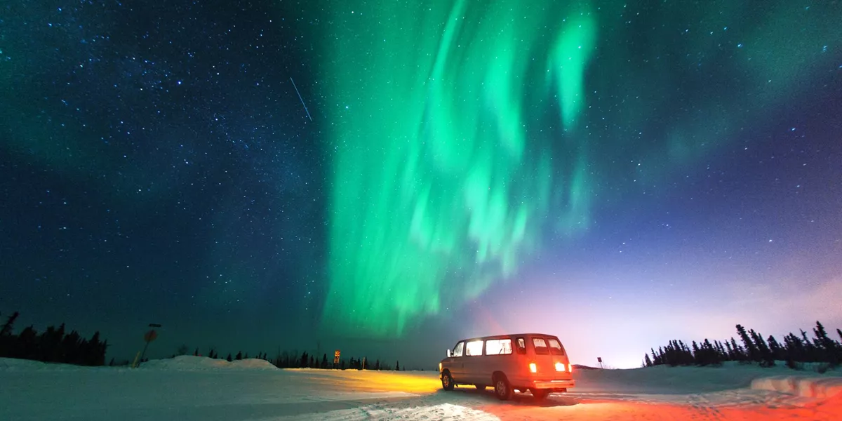 Alaska Fairbanks Northern Lights With Van