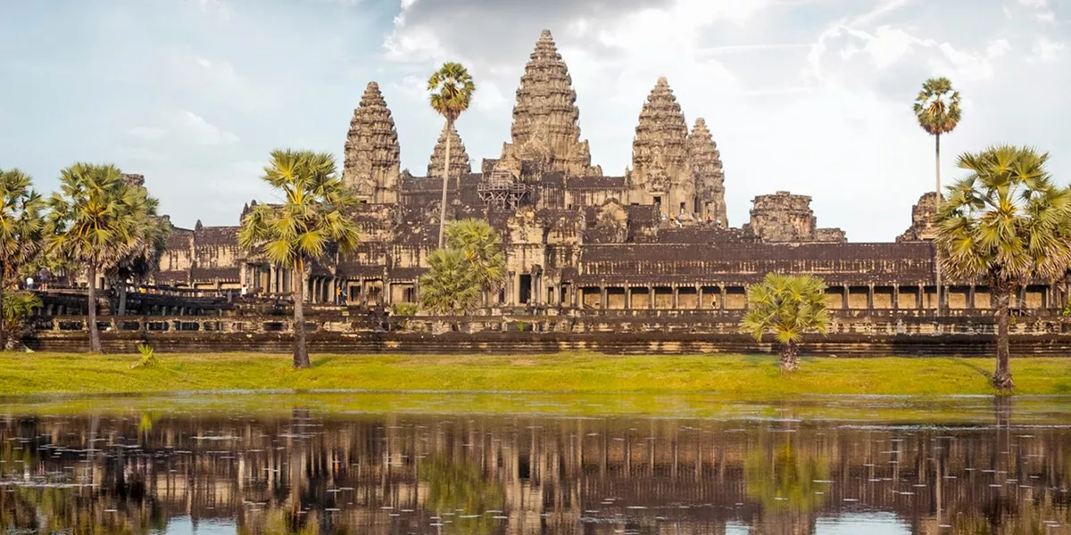 Cambodia Angkorwat 2200